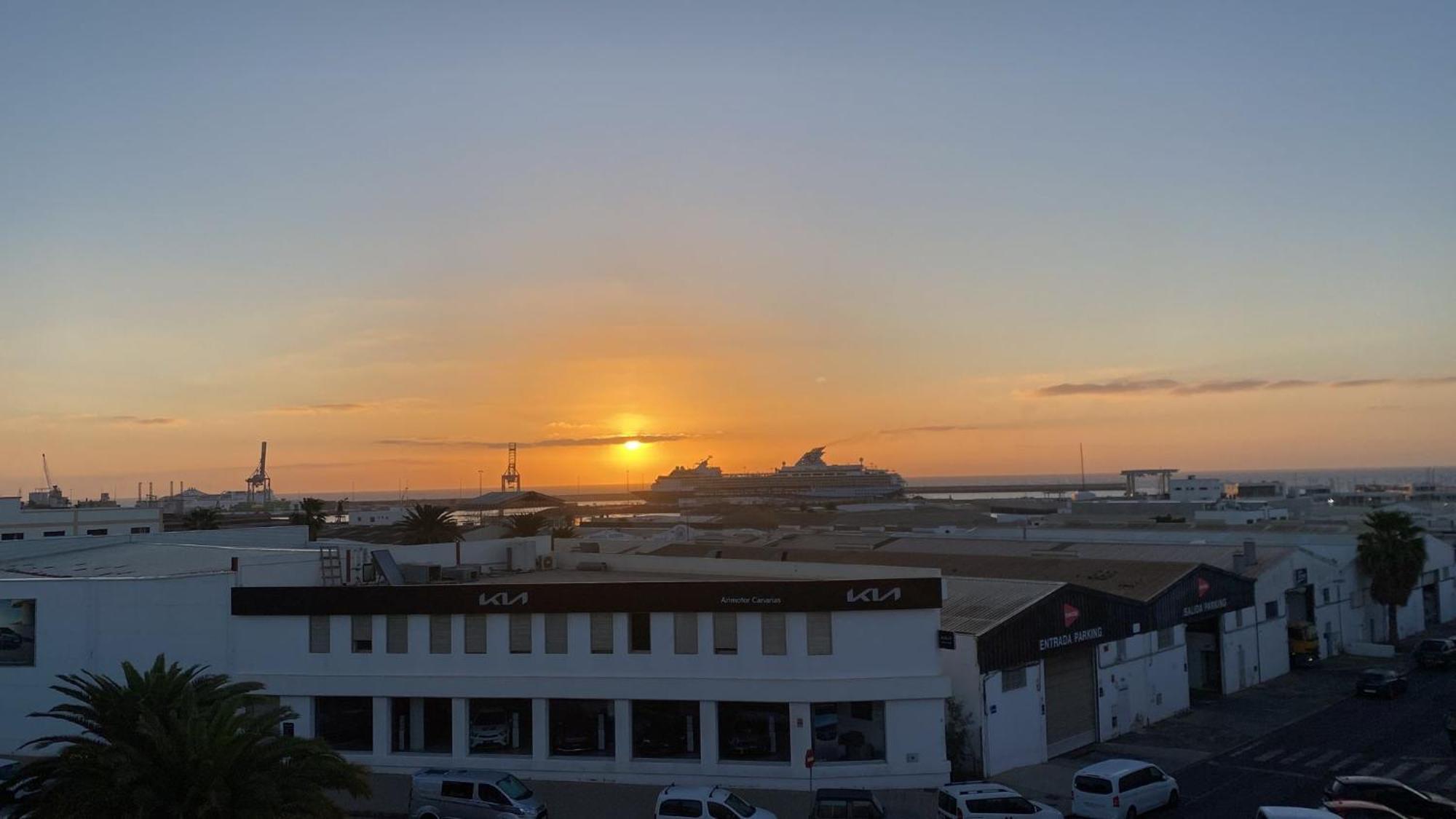 Amanecer Isleno Habitaciones Arrecife  Dış mekan fotoğraf